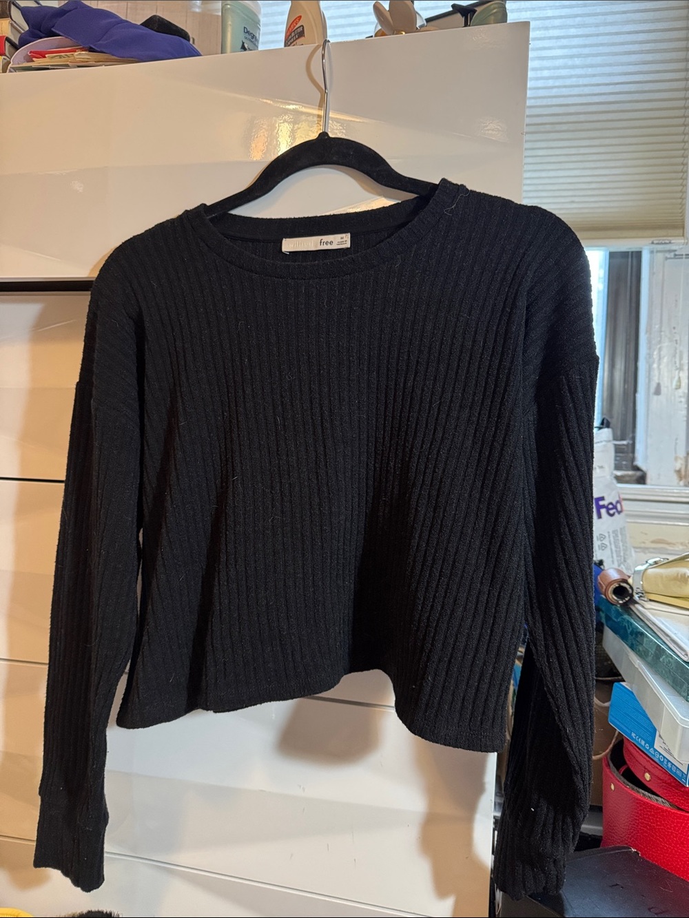 Wilfred Black Ribbed Cropped Crewneck Top